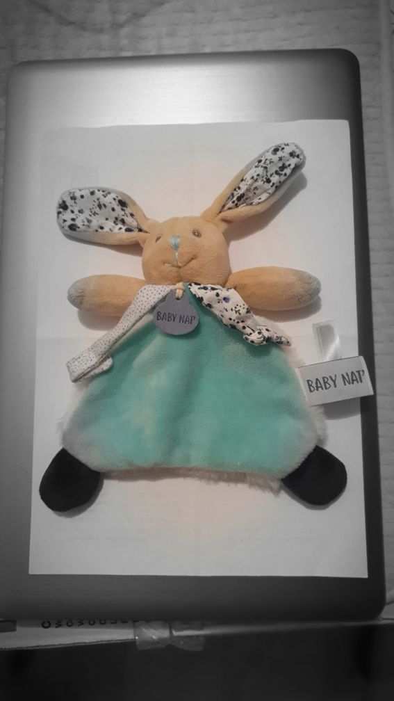Doudou lapin Baby Nat' — Vigneux-sur-Seine